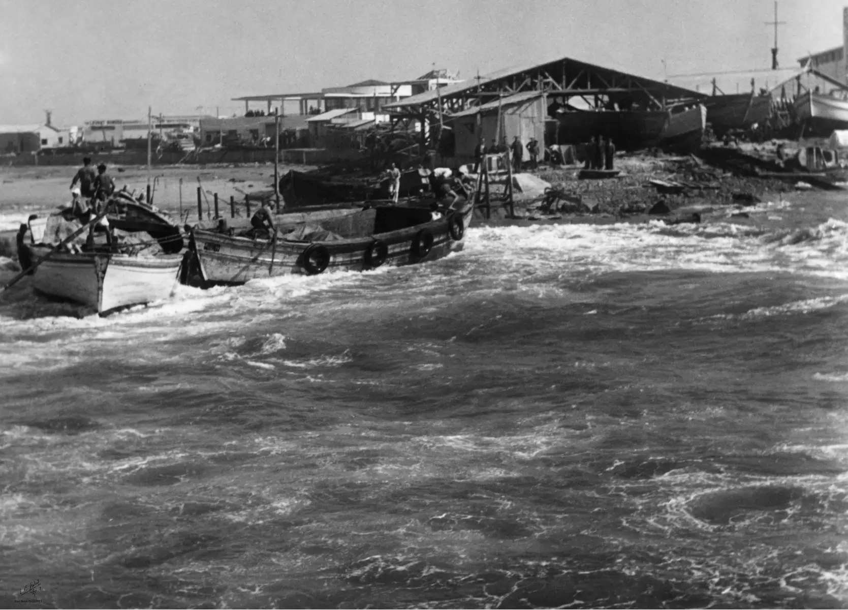 תל אביב 1937 סירות ומחסן - דוד לסלו סקלי -  - מק''ט: 146033