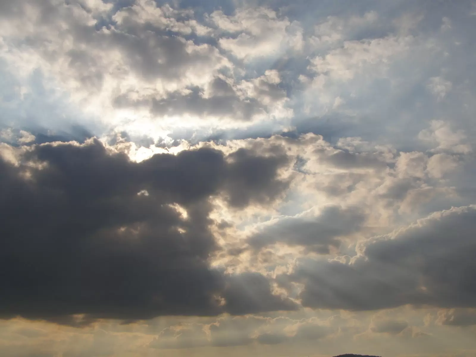 עננים של אור - משה יפה -  - מק''ט: 19061
