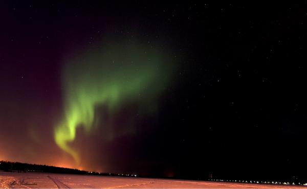 זוהר צפוני – ארי בלטינשטר | תמונה לסלון בסגנון מודרני