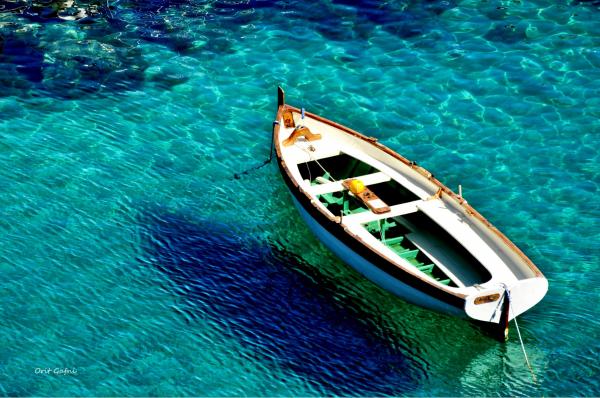 צלילות – אורית גפני | תמונה לסלון בסגנון מודרני