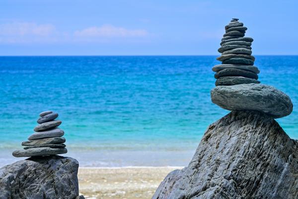 איזון – רן זיסוביץ | תמונה לסלון בסגנון מודרני