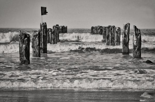 השביל אל הים – שחר אלקלעי | תמונה לסלון בסגנון מודרני