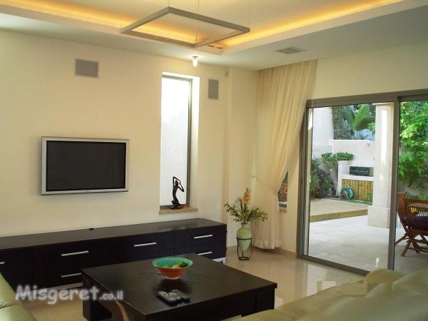 וילה בהרצליה פיתוח