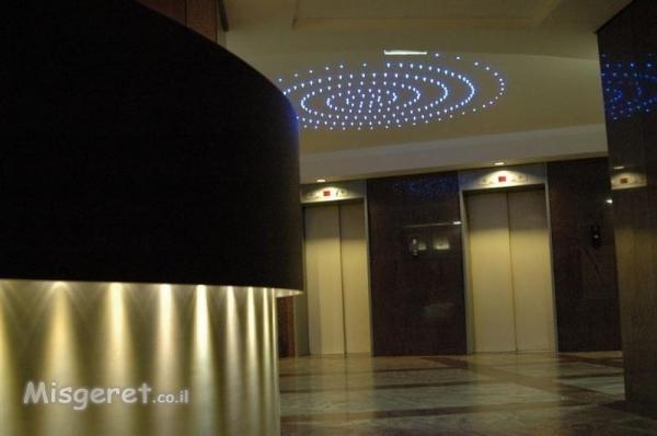 לובי מגדל החשמונאים בת«א