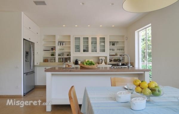 שיפוץ בית פרטי בהוד השרון