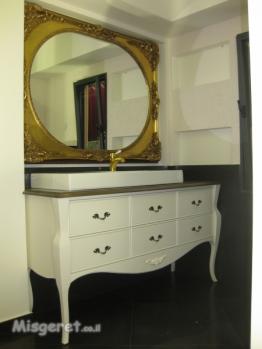 ארון אמבטיה