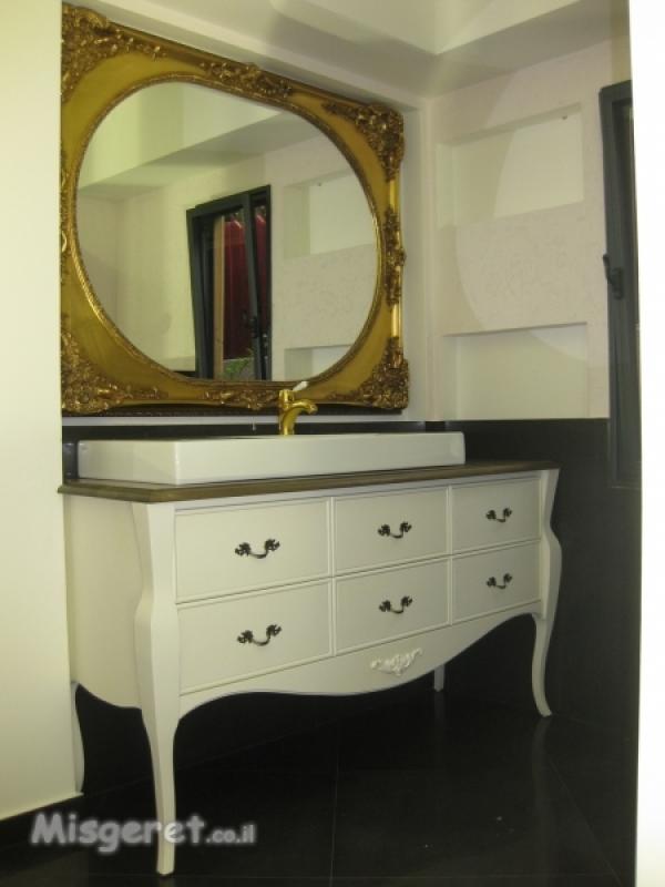 ארונות אמבטיה