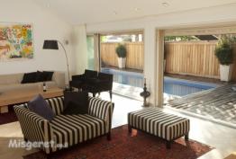 סלון בבית פרטי בדניה