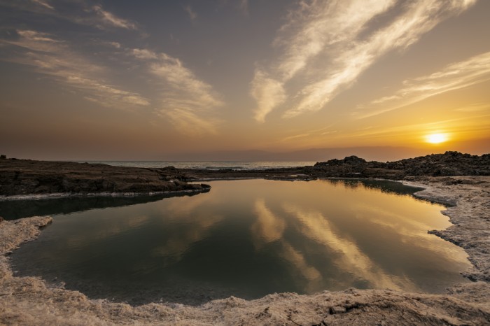 זריחה בים המלח