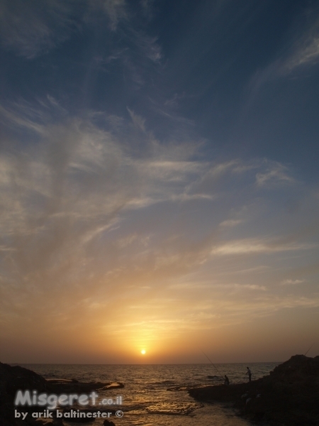 שקיעה בחוף אכזיב