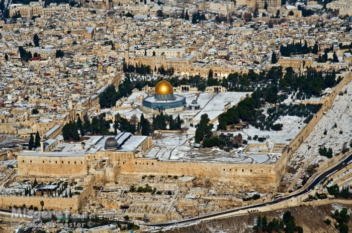 ירושליים של זהב ושלג