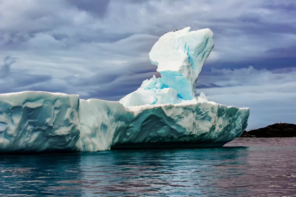קרחון באנארקטיקה - אייל ברטוב - תמונות ים ושמים לסלון נופים יפים  - מק''ט: 406636