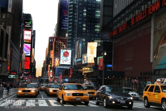 טיים סקוור10