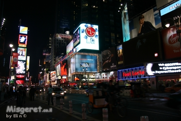 טיימס סקוור בלילה