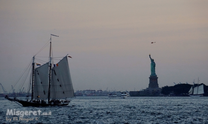 פסל החרות 10