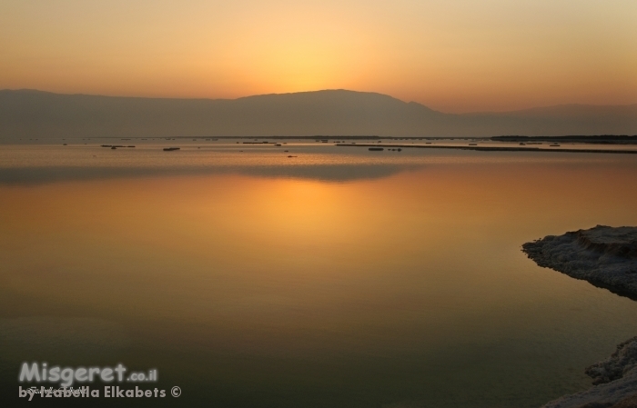 זריחה בים המלח