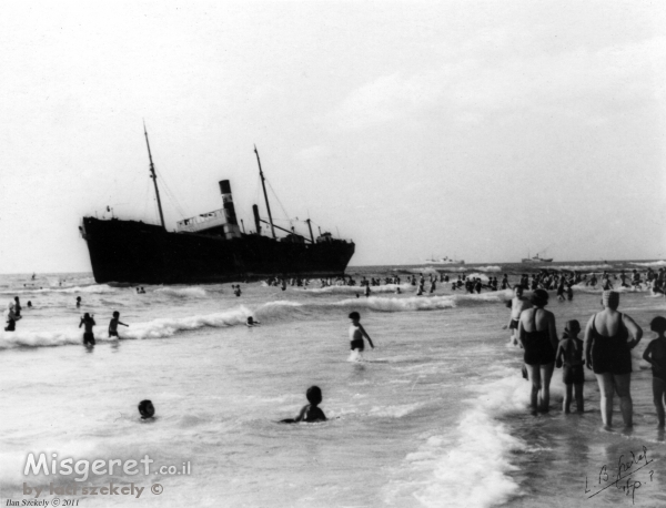 תל אביב 48 אוניה על שרטון