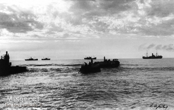 תל אביב 1937 - אניות בחוף