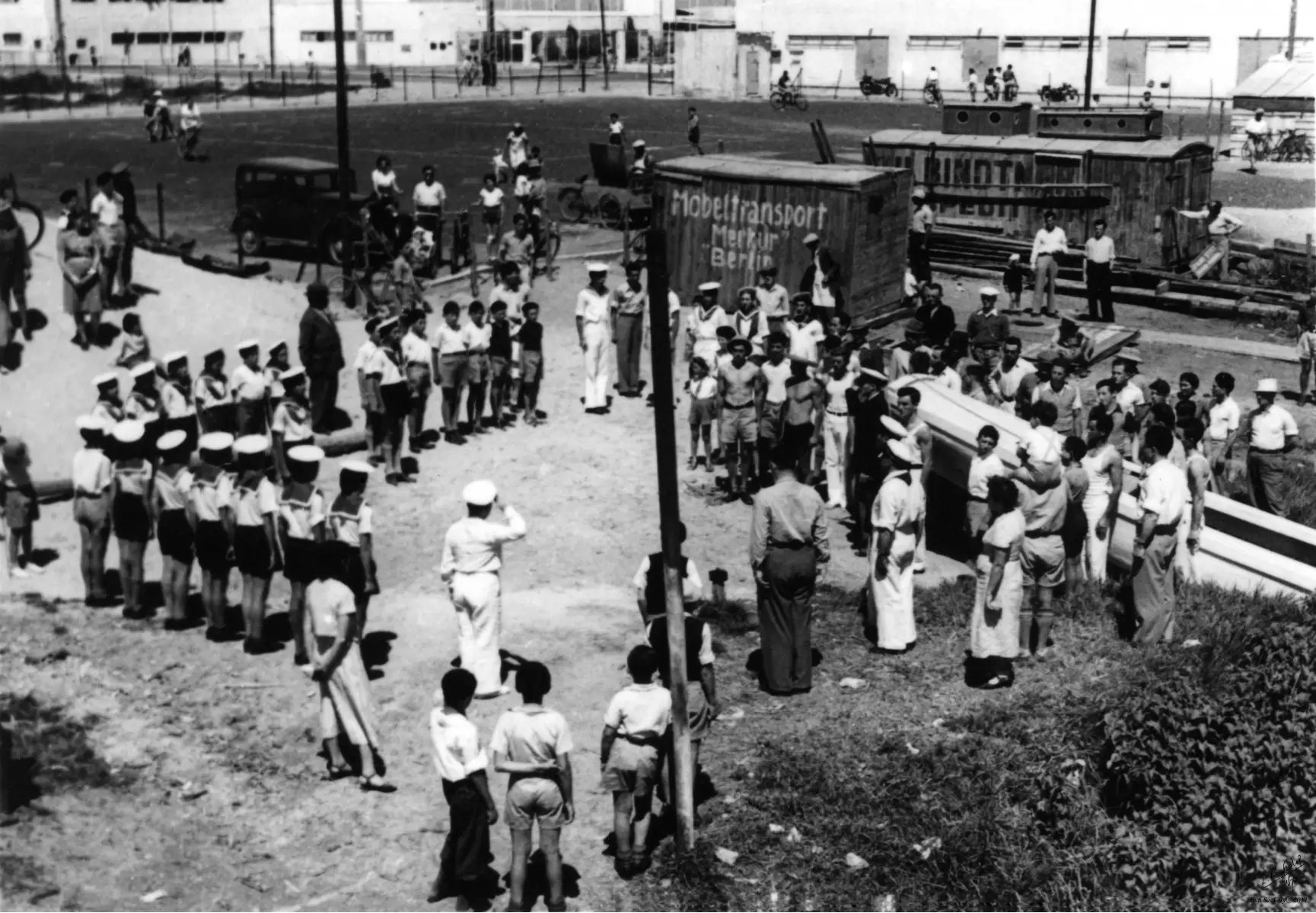 תל אביב 1939 מסדר צופים - דוד לסלו סקלי -  - מק''ט: 142853