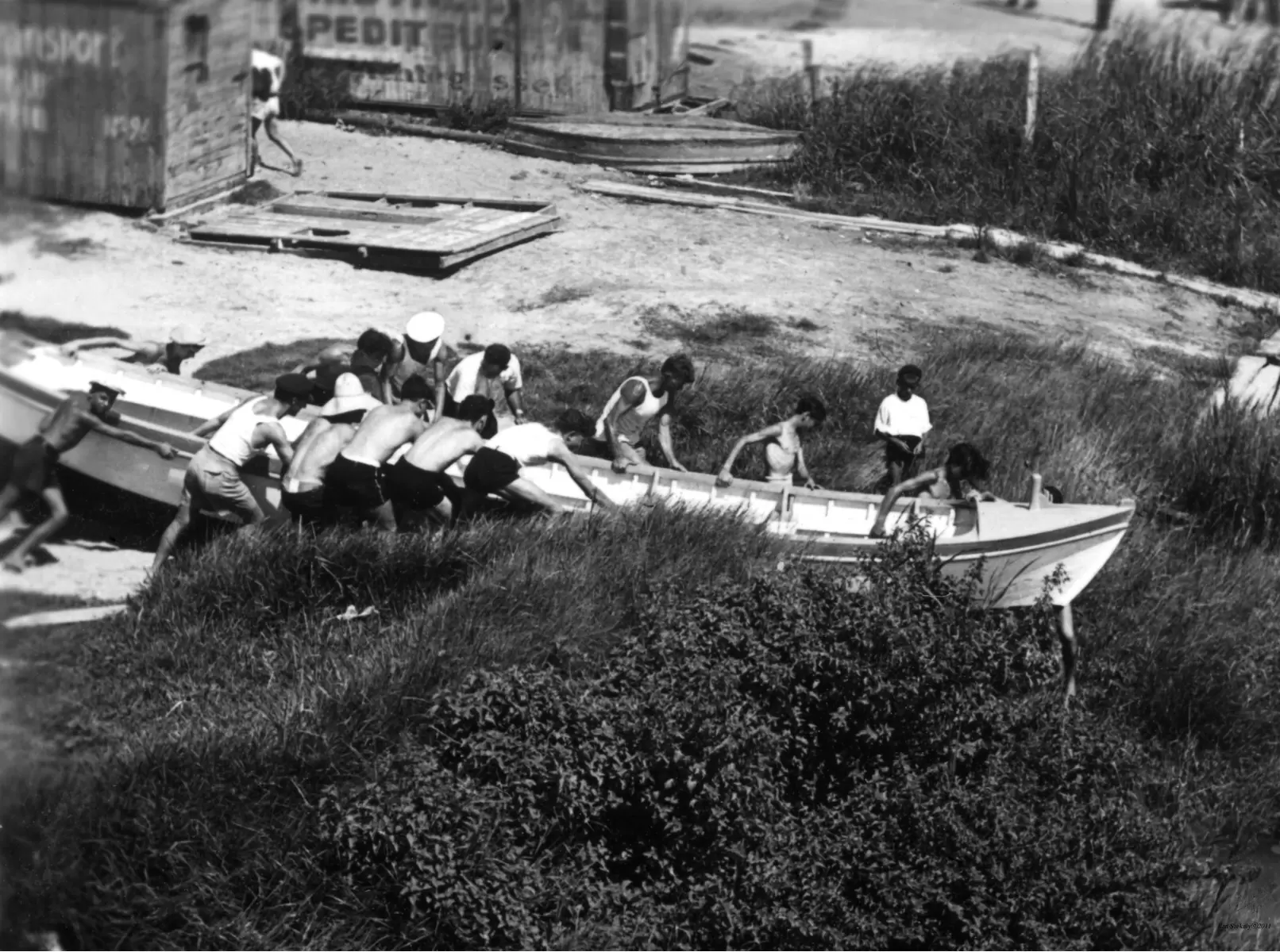 תל אביב 1939 העברת סירה - דוד לסלו סקלי -  - מק''ט: 142916
