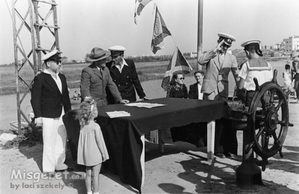 תל אביב 1939 טקס סיום