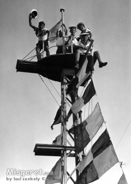 תל אביב 1939 בראש התורן