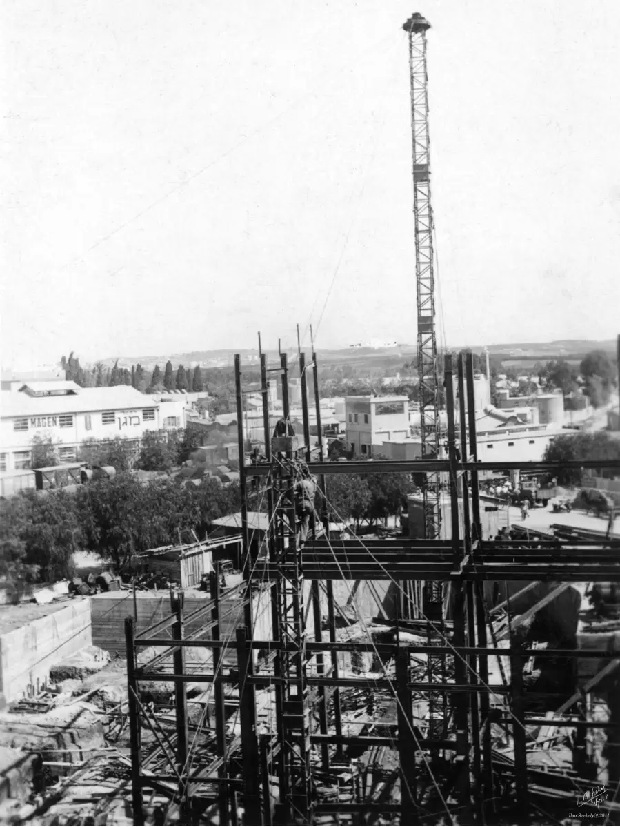 תל אביב 1937 בנית בית הדר - דוד לסלו סקלי -  - מק''ט: 144226