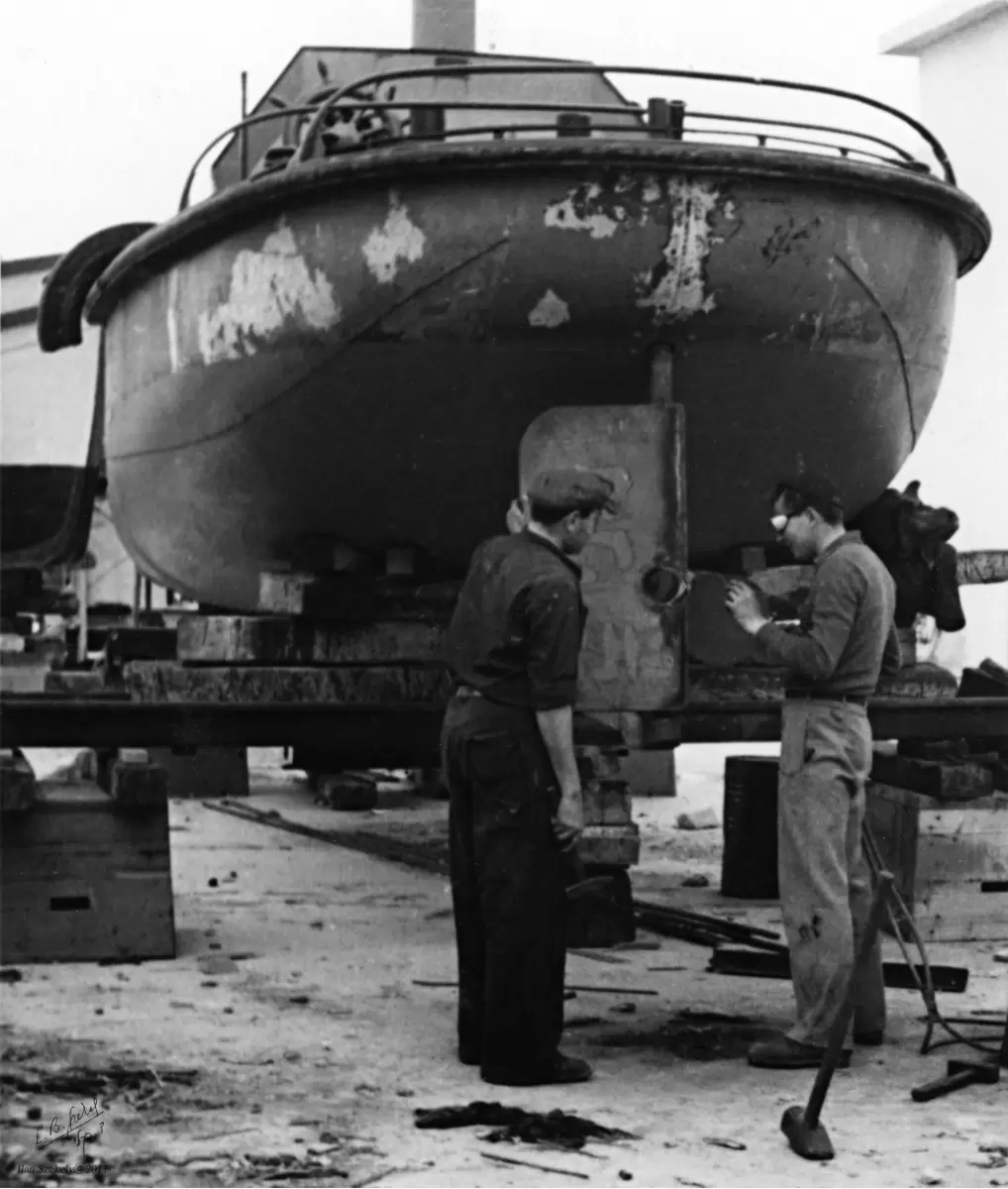 תל אביב 1937 תיקון סירה - דוד לסלו סקלי -  - מק''ט: 144551