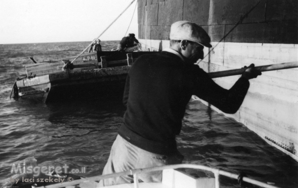 תל אביב 1937 לדופן האוניה