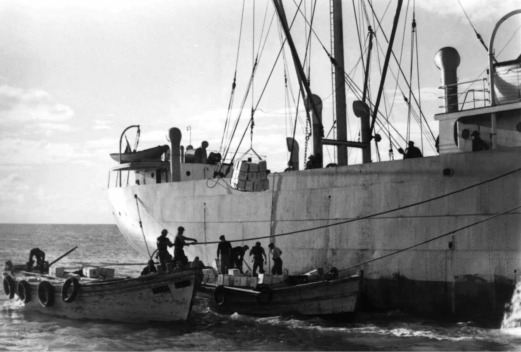 תל אביב 1937 הטענת אוניה - דוד לסלו סקלי -  - מק''ט: 145871