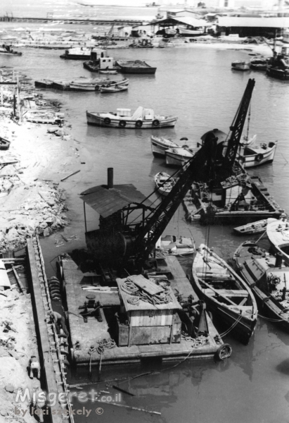 תל אביב 1937 בנית הנמל