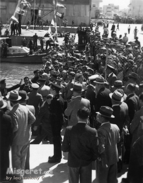 תל אביב 1937 טקס בנמל