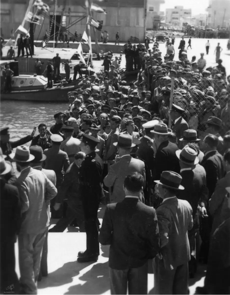 תל אביב 1937 טקס בנמל - דוד לסלו סקלי -  - מק''ט: 146007