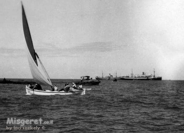 תל אביב 1937 כלי שיט בנמל