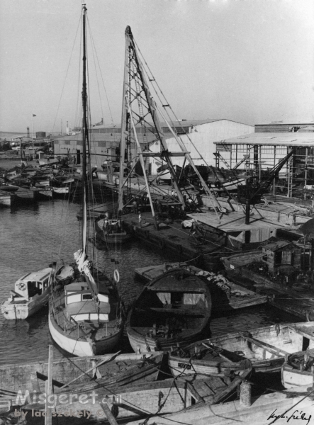 תל אביב 1937 מנוף וסירות