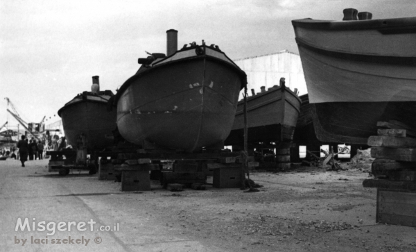 תל אביב 1937 סירות על מזח