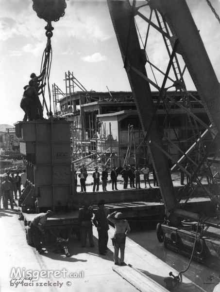 תל אביב 1937 מנוף בנמל