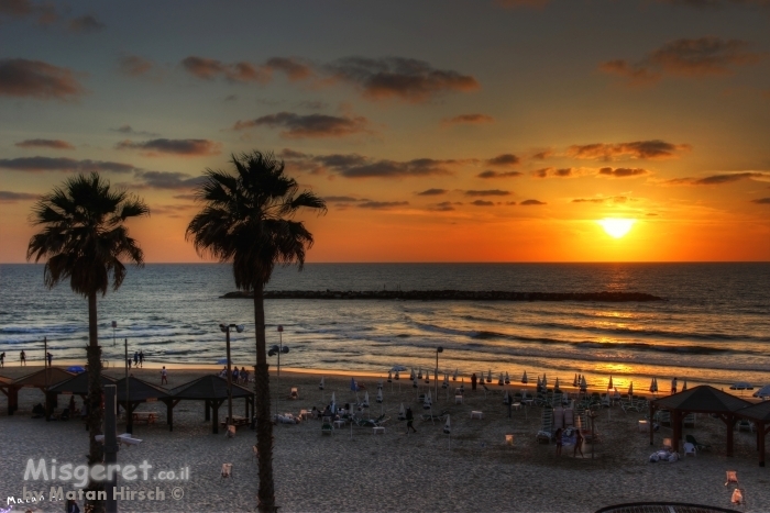 שקיעה תל אביבית