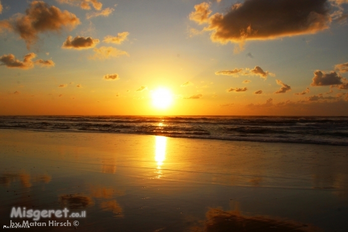 שקיעה והשתקפותה