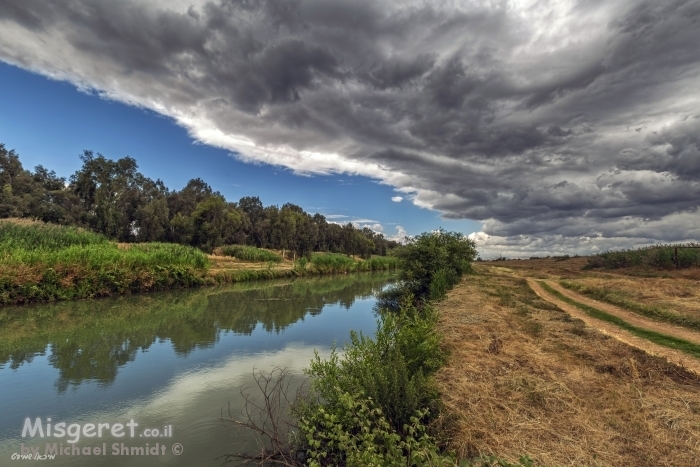 טיול על גדת הירדן..