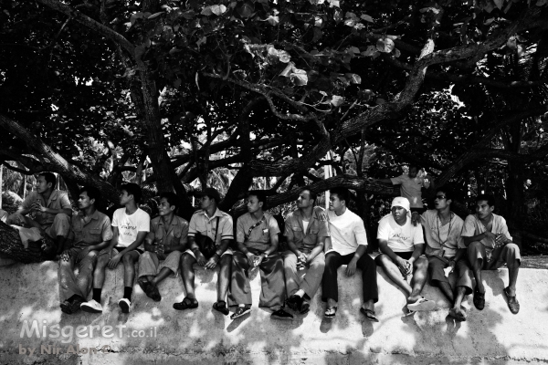 על מה הם מסתכלים?!