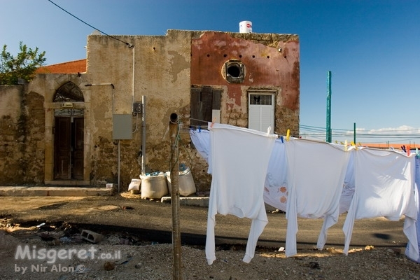 חצי כביסה ביפו