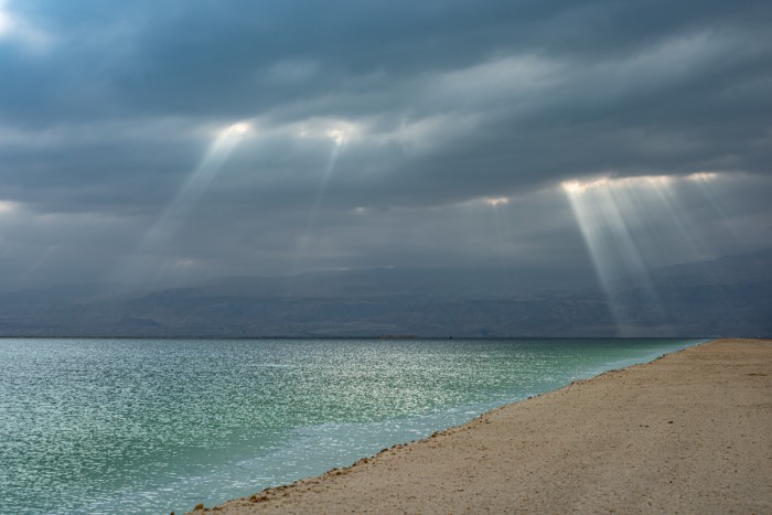 זריחה בים המלח