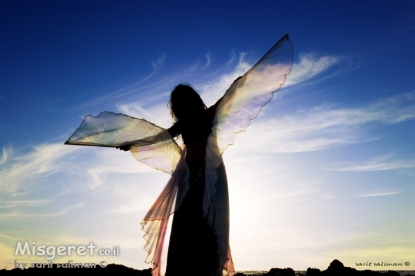 רקדנית בשקיעה2