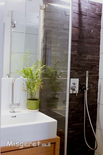 דירה ברחבת אילן, ג. שמואל