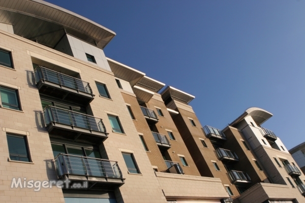 חזית בניין דירות - פראג