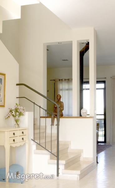 עיצוב לחלל מדרגות