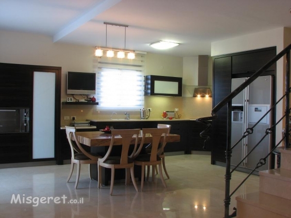 מטבח מודרני קלאסי