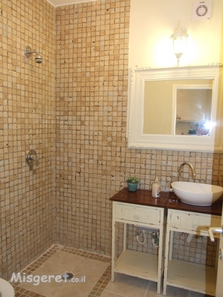 חדר רחצה בספא