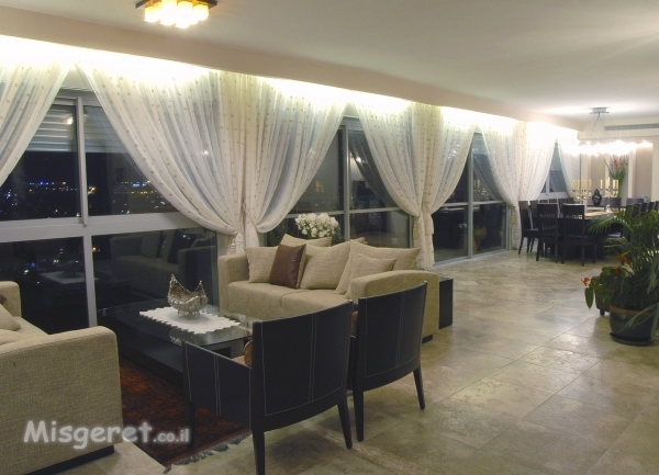 מבט לחלל המגורים